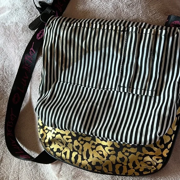 This Item Has Been Sold - Picture 13 of 16